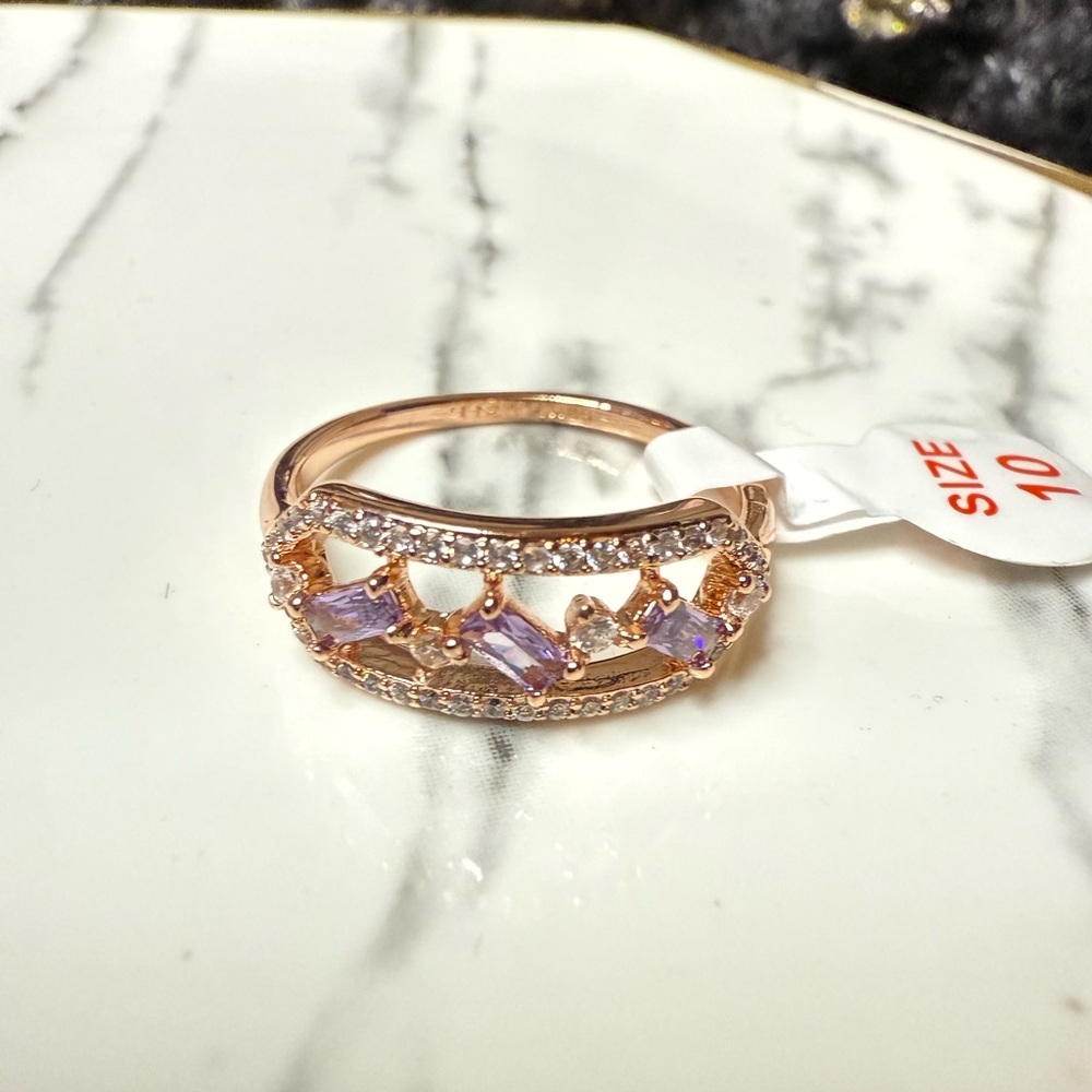 Maze of Sparkle” Bomb party ring 💎